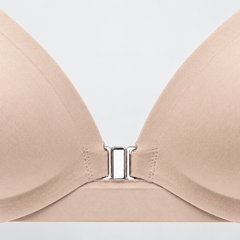 Beige detail view - closed front clasp