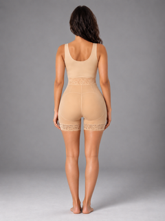 Nude model view - back