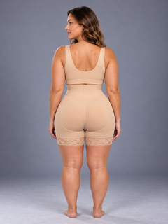 Nude model view - back