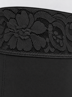 Black detail view - lace waistband