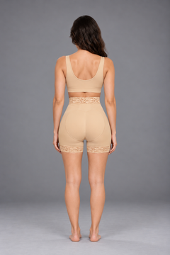 Nude model view - back