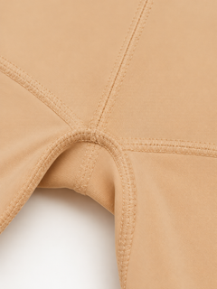 Nude detail view - inner seams