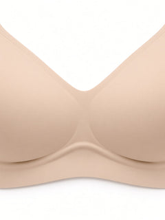 Nude detail view - cups and curved undercup detailing